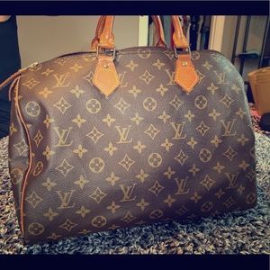 Louis Vuitton Speedy 35